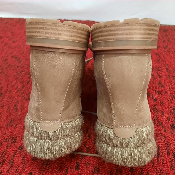 Amore Mia Ranie Ankle Lace Up Women's Boots Sweater Knitted Trim Tan Size 9M - Picture 7 of 15
